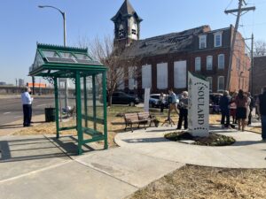 Photo of updated bus stop at 13th and Gravois